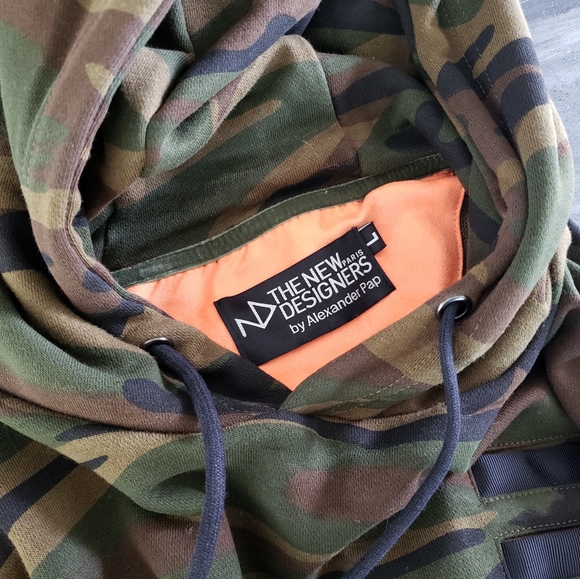 New Designers | Peace Camo Khaki | Pullover Hoodie - Picture 5 of 5